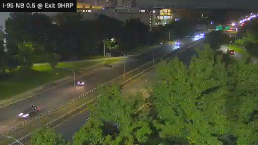 I-95 MP 000.50 NB at Interchange 9 (Hutchinson River Parkway North)