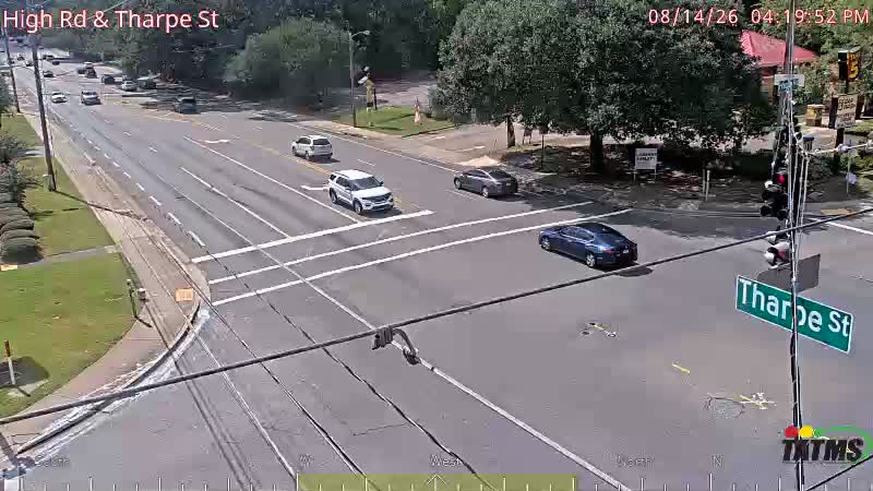 High Rd & Tharpe St