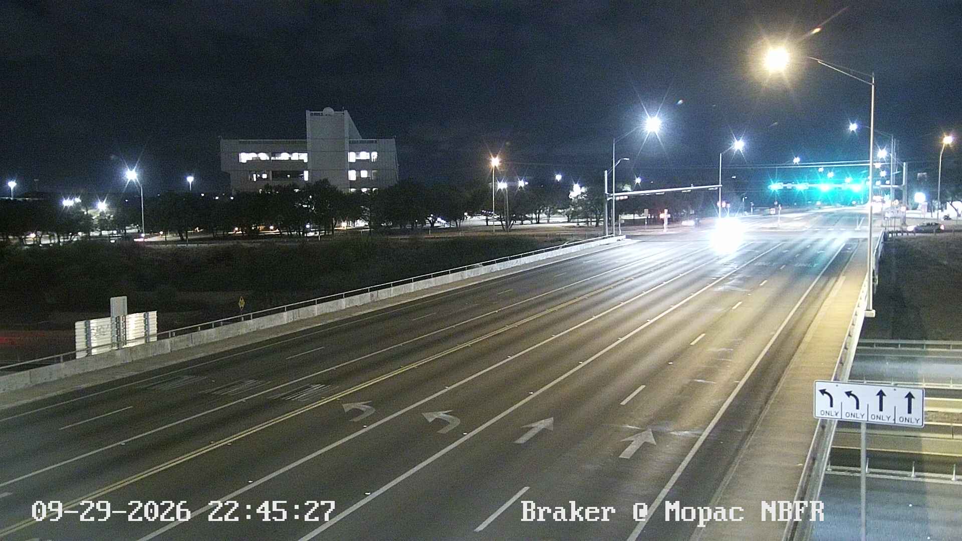 BRAKER LN / MOPAC EXPY SVRD