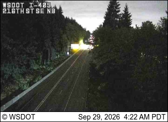 I-405 at MP 27.4: 216th St SE, NB