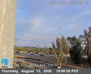 I-210 : (784) Alameda Ave-1st St