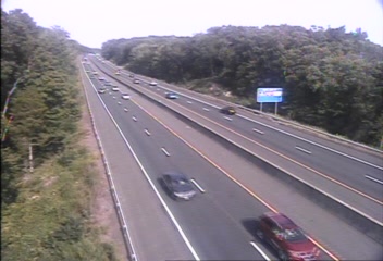 CAM 139 Guilford I-95 SB N/O Exit 56 - Moose Hill Rd.