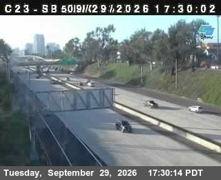 I-5 - (C023) SB 5 : Just North Of 28th Street - South