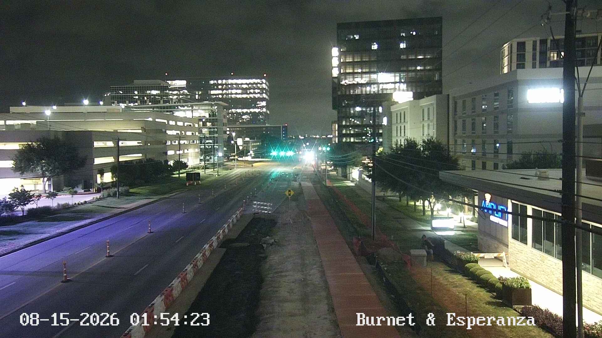  BURNET RD / ESPERANZA XING