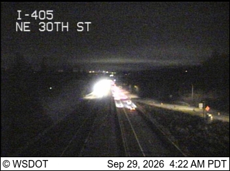 I-405 at MP 6.5: NE 30th St