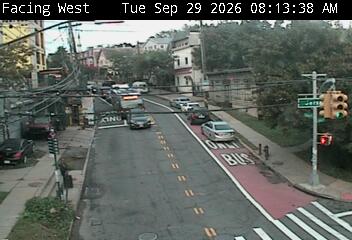 Victory Blvd @ Jersey St