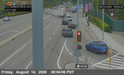 I-5 : (535) SB Harbor