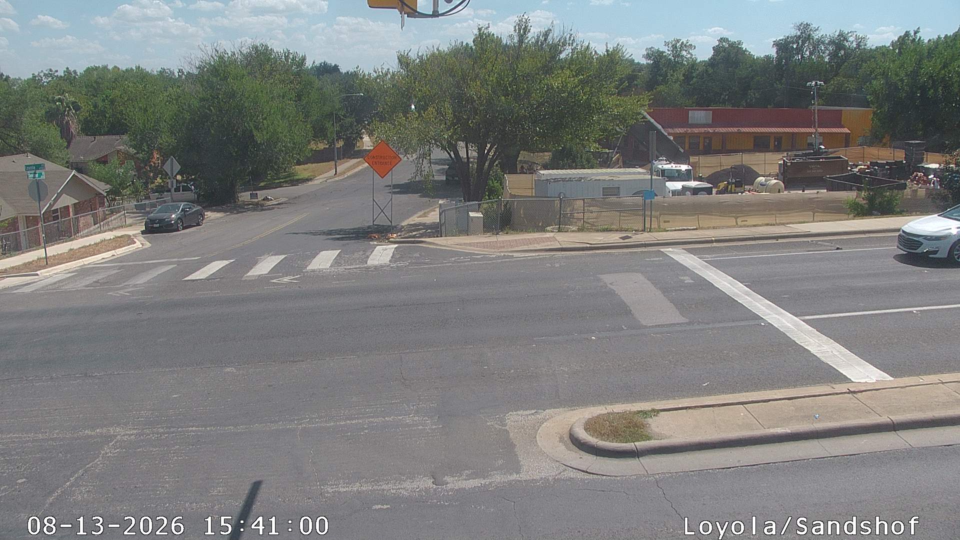  LOYOLA LN / SANDSHOF DR