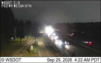 I-5 at MP 140.6: Weigh Station