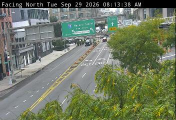 Canal St @ Greenwich St ( Holland Tunnel )