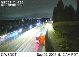 I-405 at MP 20.9: NE 132nd St, East