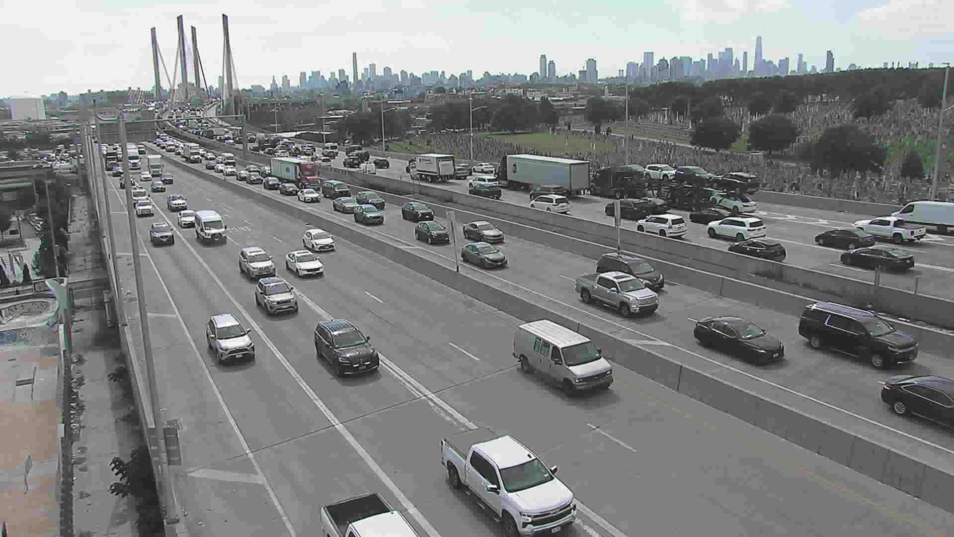 C5-BQE-31-EB_at_54th_Ave