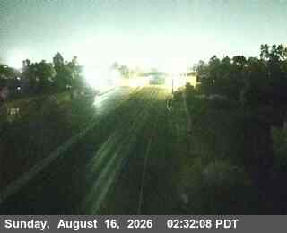 22 - SB SR-99 N/O Golden Gate Ave
