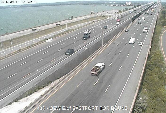 QEW East of Eastport Drive - Toronto Bound