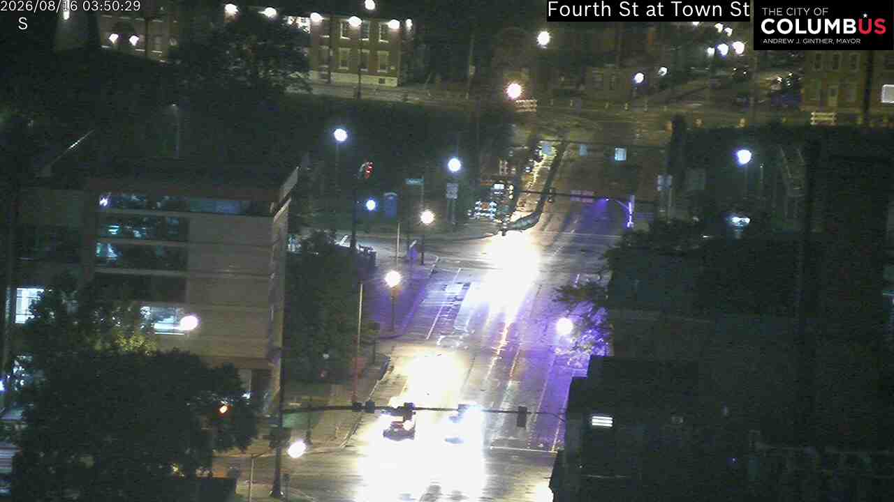 (City of Columbus) 4th St at Town St