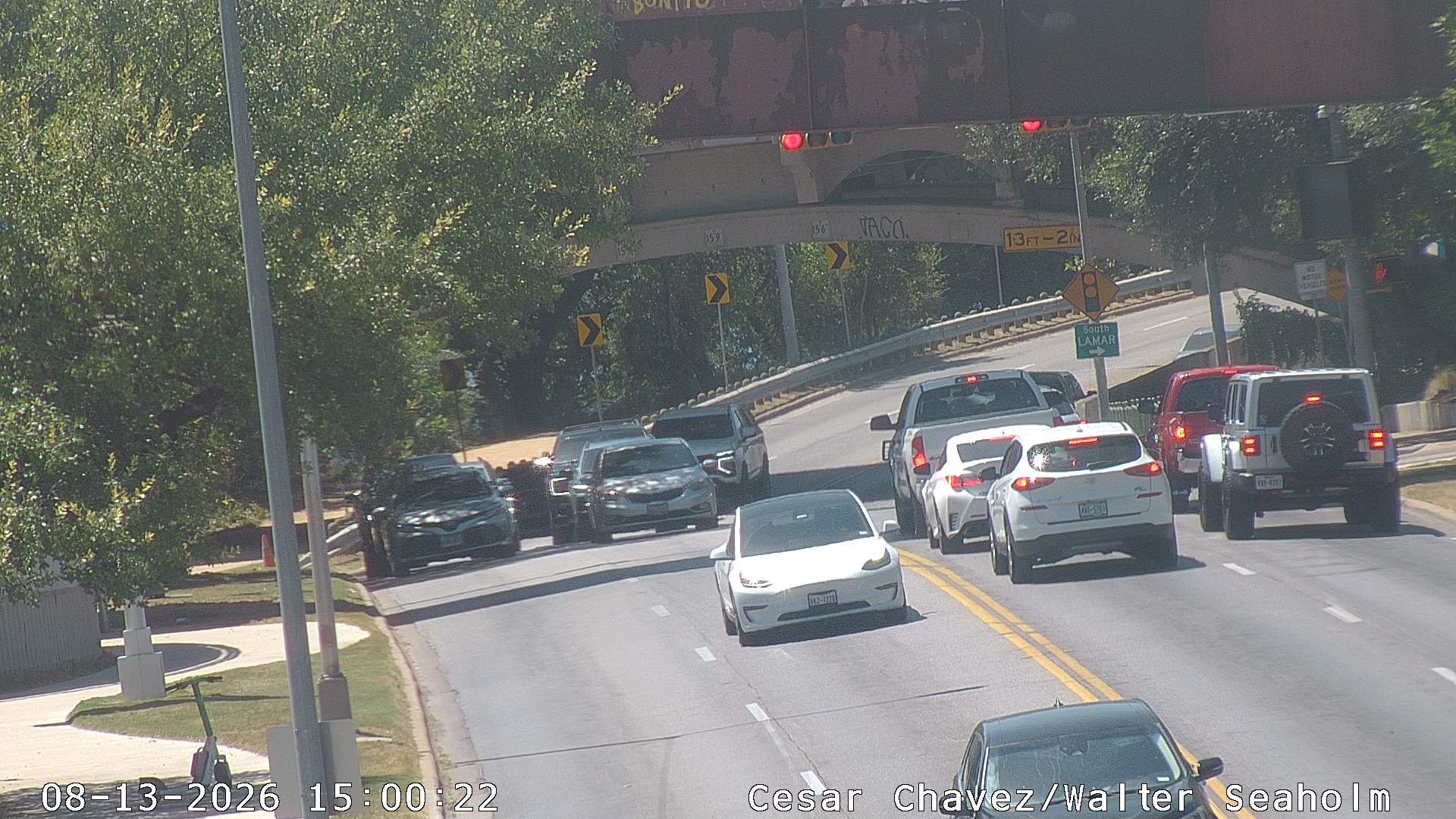  CESAR CHAVEZ ST / WALTER SEAHOLM DR