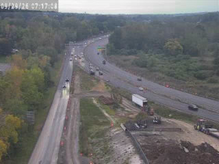 I-81 north of Exit 23 (Liverpool 1)