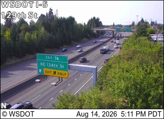 I-5 at MP 6.9: 129th St