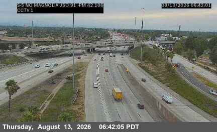 I-5 : (1) North of Magnolia Avenue (South Of SR-91)