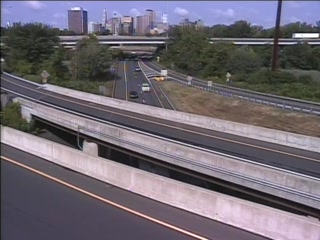 CAM 21 East Hartford I-84 EB Exit 56 - Governor St.