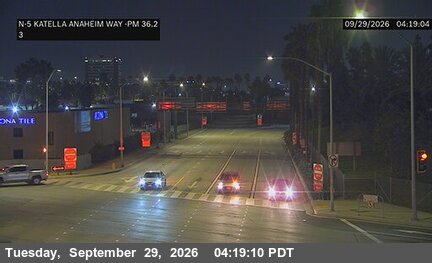 I-5 - I-5 : (530) Katella & Anaheim Way - North