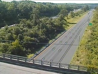 CAM 51 New Britain I-84 WB E/O Exit 36 - Long Swamp Rd.