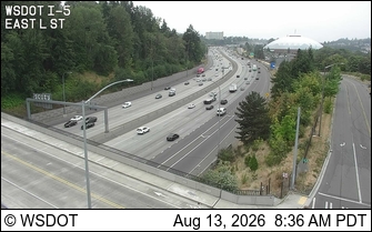 I-5 at MP 134.6: East L Street