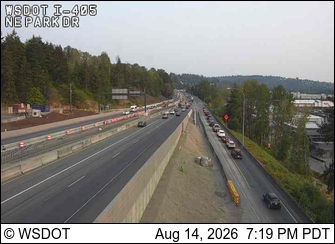 I-405 at MP 5.3: NE Park Dr