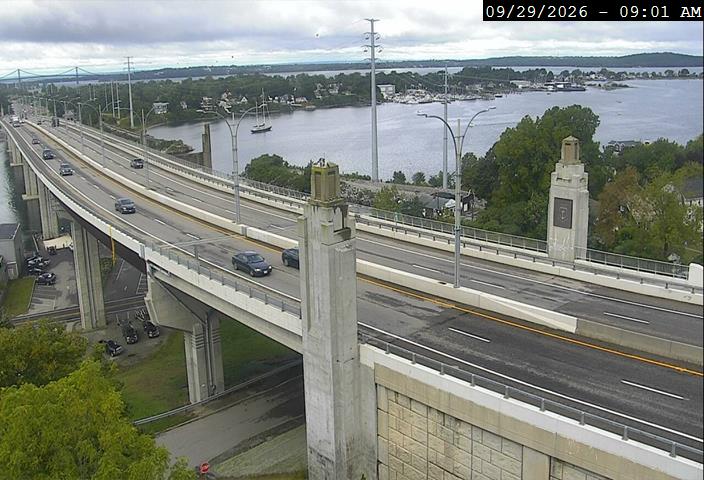Route 24 @ Sakonnet Bridge (Tiverton)