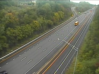 CAM 52 New Britain I-84 EB W/O Exit 36 - North Mountain Rd.