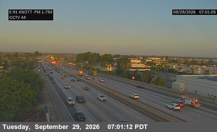CA-91 - SR-91 : (44) Knott - East