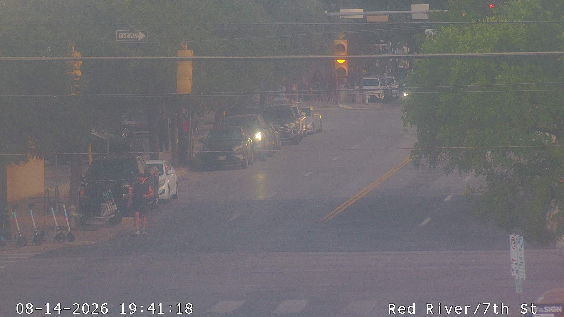  7TH ST / RED RIVER ST