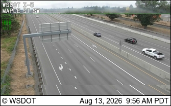 I-5 at MP 123.1: Maple St SW