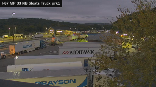 I-87 MP 033.00 NB Sloatsburg Service Area Truck Park 1