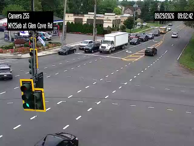 NY25 @ Glen Cove Rd