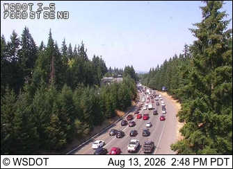 I-5 at MP 190.4: 73rd St SE, NB