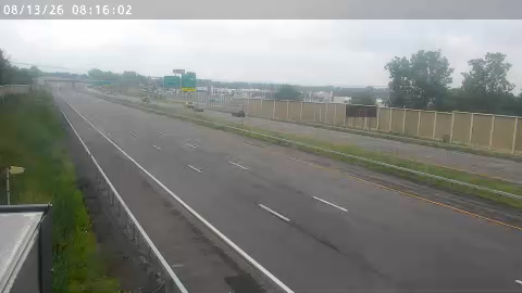 I-81 south of Exit 30 (Cicero)