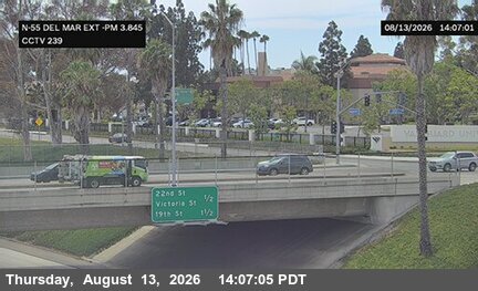 SR-55 : (239) Del Mar Avenue Exit