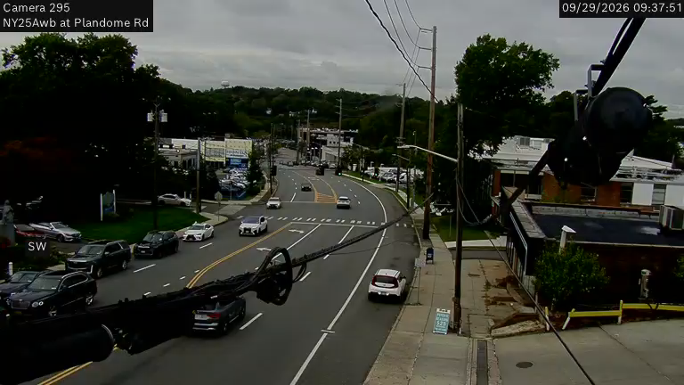 NY25A at Plandome Road
