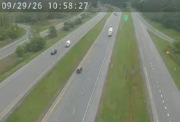 I-81 north of Exit 27 (Airport Blvd)