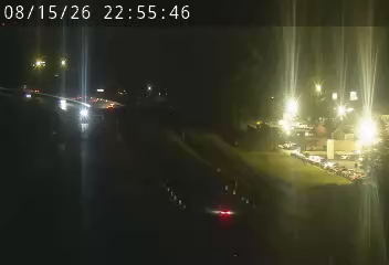 I-81 north of Exit 27 (Airport Blvd)
