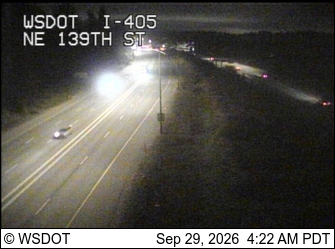 I-405 at MP 21.3: NE 139th St
