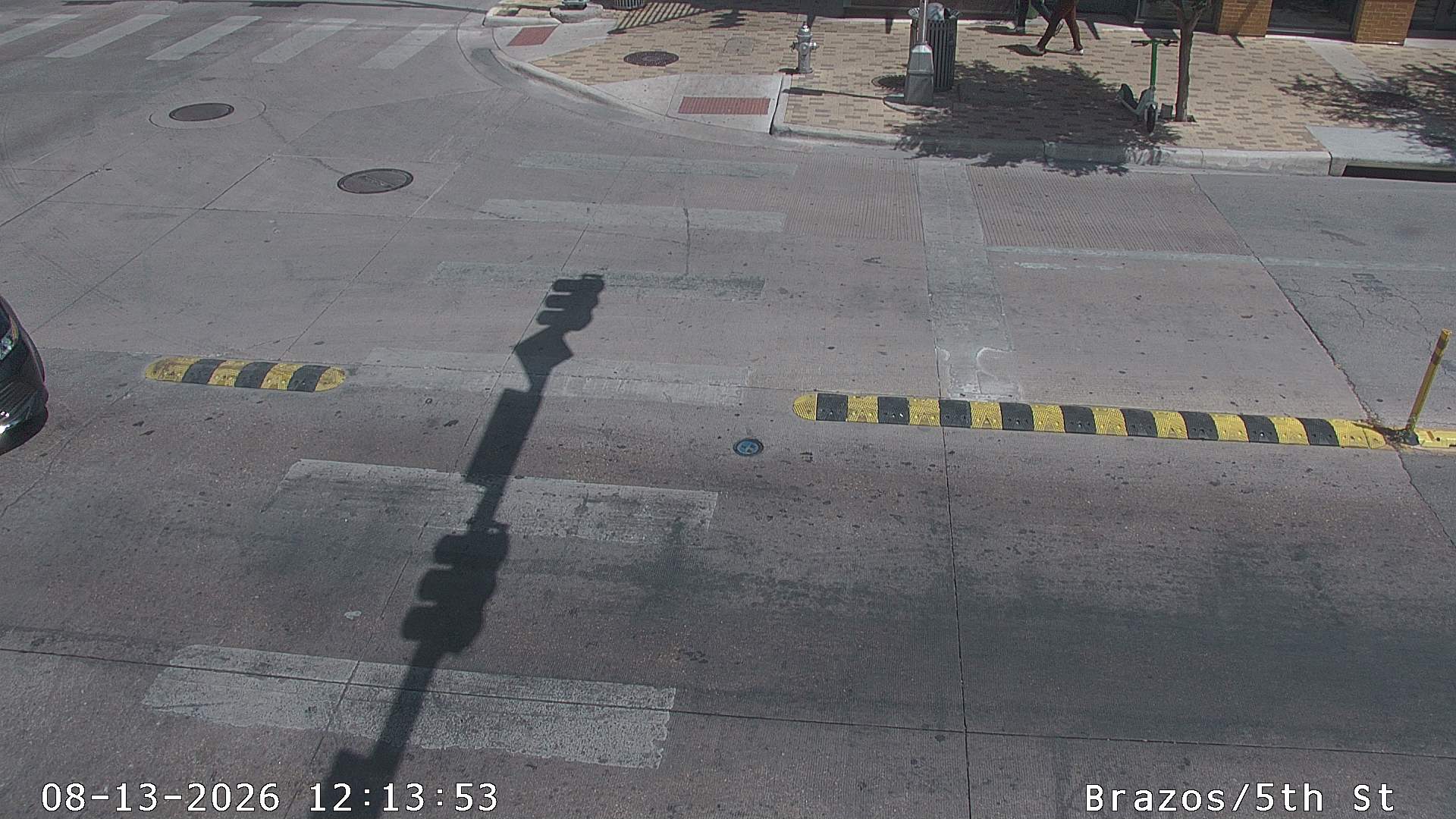  5TH ST / BRAZOS ST