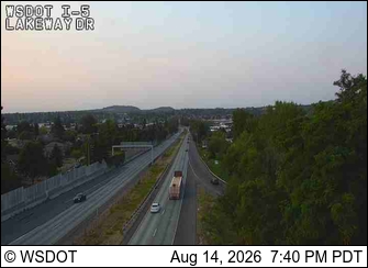 I-5 at MP 253: Lakeway Dr