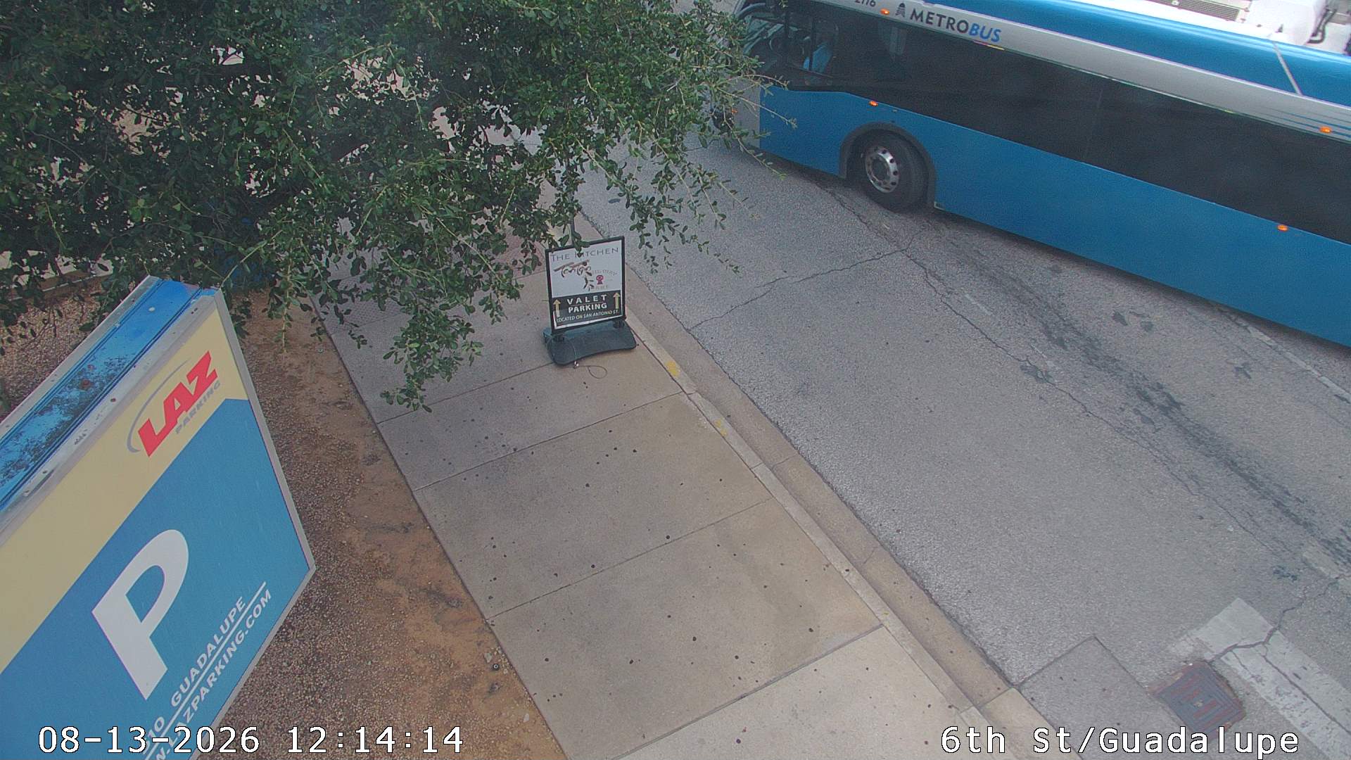  6TH ST / GUADALUPE ST