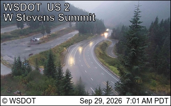 US 2 at MP 64.3: West Stevens Pass - Ski Lodge