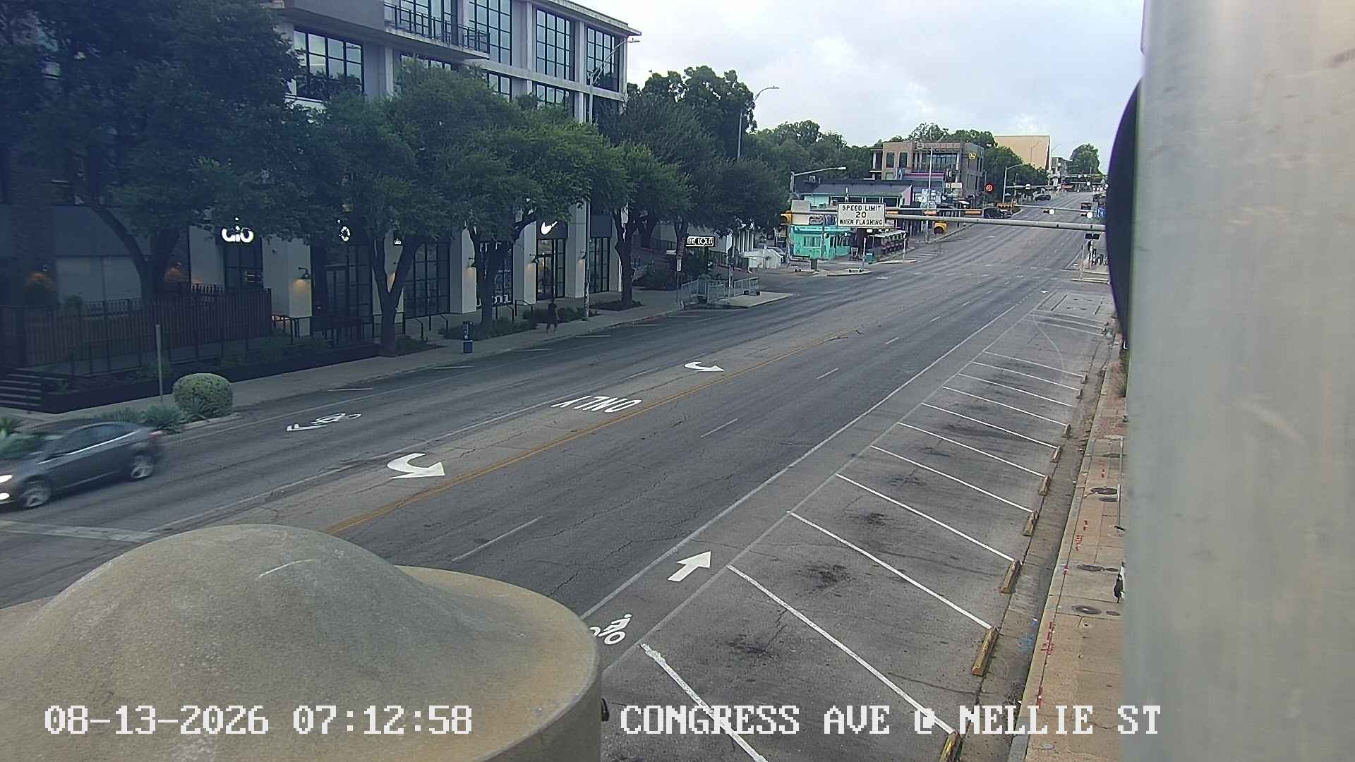  CONGRESS AVE / NELLIE ST