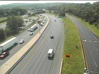 Cam 137 Waterbury I-84 EB W/O Exit 25 Hamilton Ave