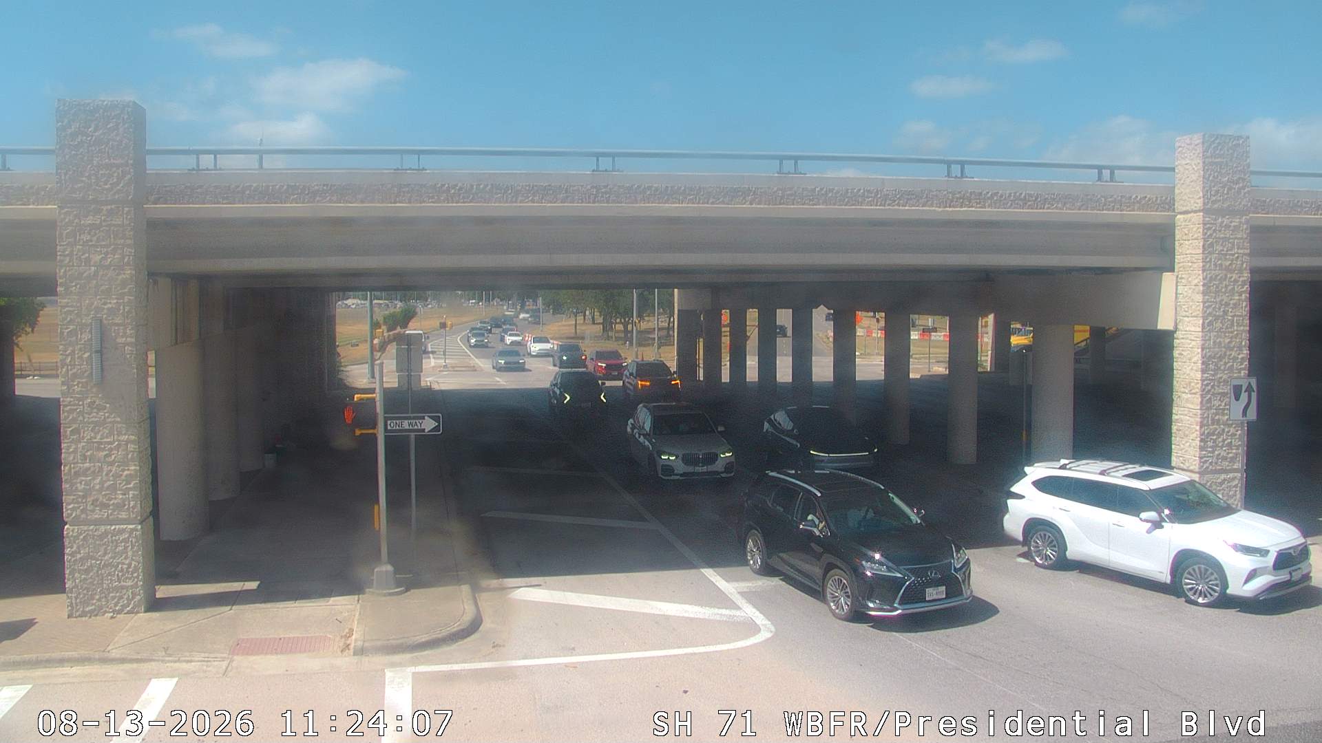 SH 71 SVRD / CARDINAL LOOP (PRESIDENTIAL BLVD)