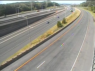 CAM 12 East Hartford I-84 WB E/O Exit 58 - I-384